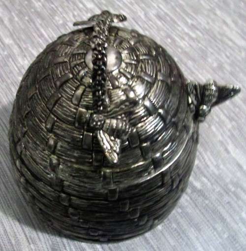 GODINGER SILVER  BEE HIVE HONEY POT SERVER w DIPPER SPOON