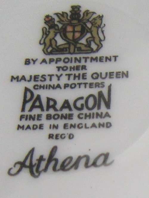 ELEGANT TWO DINNER PLATES 27.5CM PARAGON ATHENA BY APPOINTMENT TO HER MAJESTY THE QUEEN. B/P/E