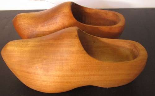 Lovely hand carved Dutch shoes with a time worn patina.