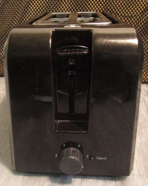 Safeway 2-Slice Toaster Black is a breakfast essential and a kitchen must. It has space for 2 slices