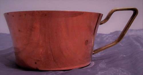 XMAS PROMOTION !!!!  attractive antique tin-lined half pint copper cups with a brass handle.