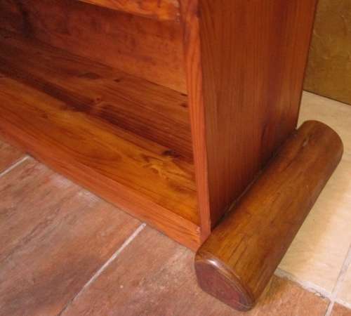 A FANTASTIC SOLID WOOD BOOKSHELF - YOU CAN NEVER HAVE ENOUGH SHELFS PERFECT HIGHT FOR A KID BEDROOM