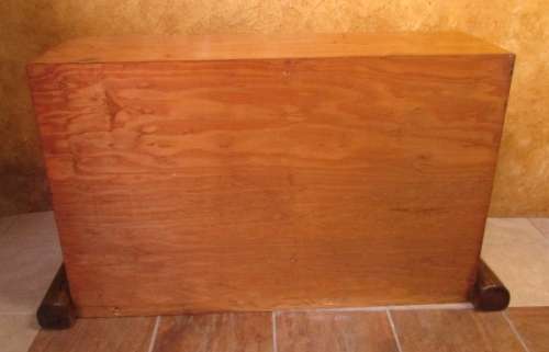 A FANTASTIC SOLID WOOD BOOKSHELF - YOU CAN NEVER HAVE ENOUGH SHELFS PERFECT HIGHT FOR A KID BEDROOM