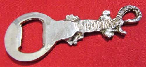 A GORGEOUS GEKO METAL BOTTLE OPENER - HANDY TO HAVE AND PERFECT GIFT