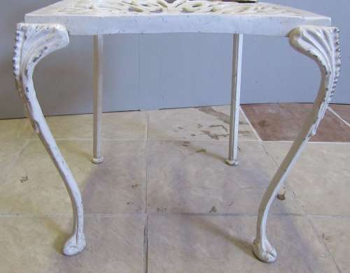 A  GORGEOUS 8 SEATER CASR ALUMINIUM GARDEN SET - Perfect for patios, braai area, gardens,