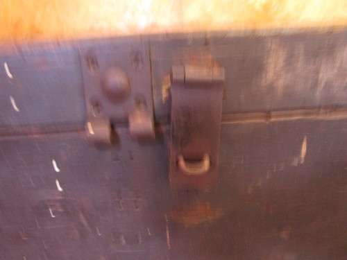 WOW A BEAUTIFUL VINTAGE SOLID WOOD TRUNK - STUNNING SHABBY CHIC COFFEE TABLE