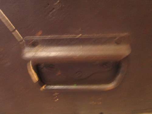 WOW A BEAUTIFUL VINTAGE SOLID WOOD TRUNK - STUNNING SHABBY CHIC COFFEE TABLE