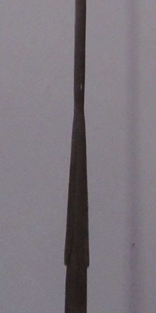 A VINTAGE ZULU ASSEGAAI - WITH A STAND TO DISPLAY IT UP RIGHT - 1.99 M