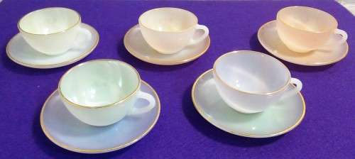 Five absolutely gorgeous Arcopal 1960's vintage cups and saucers