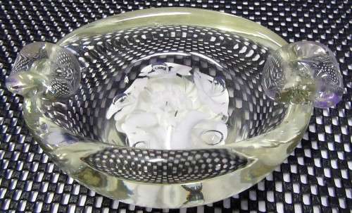 AN ELGANT & STYLISH CLEAR GLASS MURANO ASHTRAY