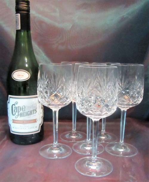 SIX SOMERSET HAND CUT LEAD CRYSTAL WINE GLASSES IN MINT CONDITTION