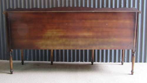 AN ELGANT HARMANN AND KEPLER STYLE LARGE SIDE SERVER ELGANT & STYLISH