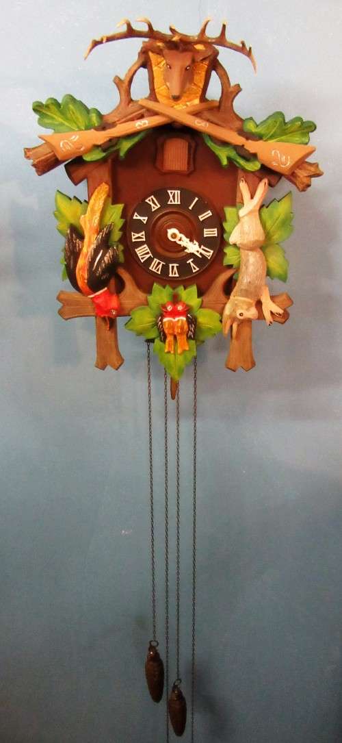 LOVLEY VINTAGE CUKOO WALL CLOCK - MADE IN GERMANY SERVICED TESTED AND WORKING