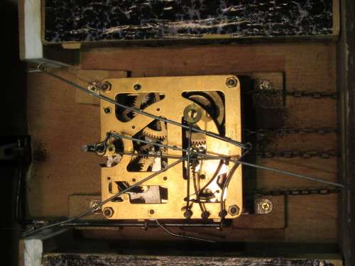 LOVLEY VINTAGE CUKOO WALL CLOCK - MADE IN GERMANY SERVICED TESTED AND WORKING