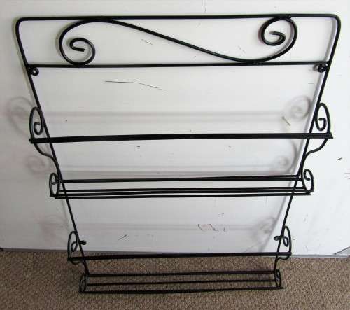 A VERY PRACTICAL WALL MOUNTED TOWEL RAIL FOR THE BATHROOM OR KITCHEN - 4 AVAILABLE
