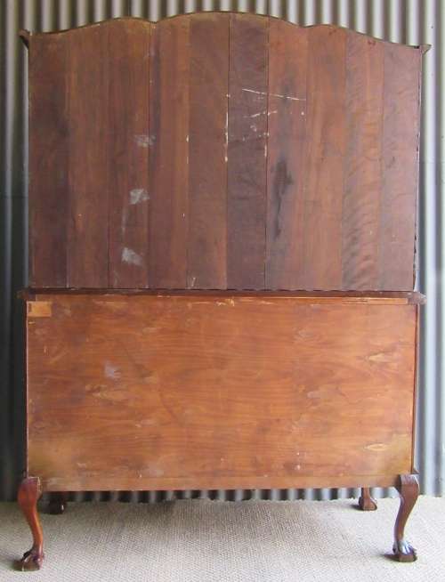 WOW A STUNNING BALL & CLAW WELSH DRESSER IN GOOD CONDITION BY MACMEE FURNITURE