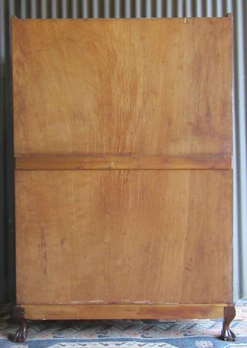 A STUNNING TWO DOOR BALL & CLAW WARDROBE IN GOOD CONDITION WITH KEYS