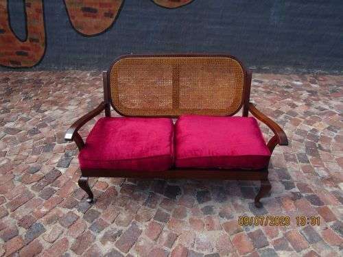 Lovely Queen Anne Double Seater