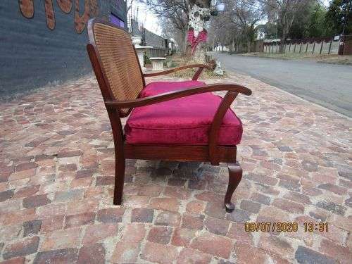 Lovely Queen Anne Double Seater