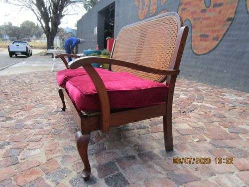 Lovely Queen Anne Double Seater