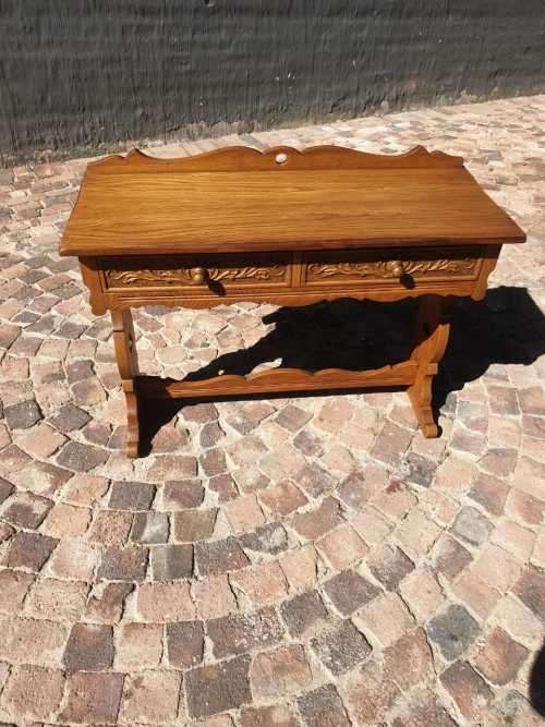 Carved Oak side sever with cutlery drawer will be perfect for a desk two.
