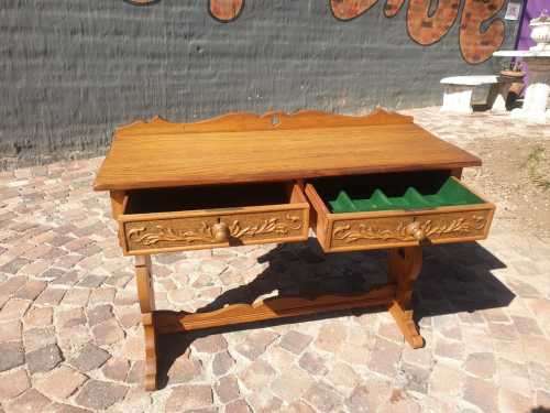Carved Oak side sever with cutlery drawer will be perfect for a desk two.