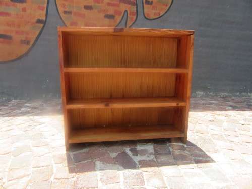 Lovely Solid pine bookshelf