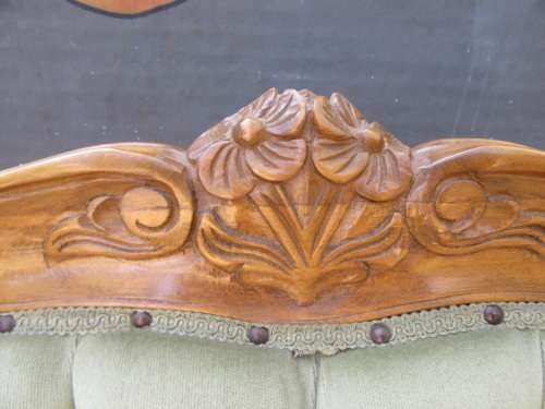 Spectacular Victorian Style hand carved couch with beautiful carved detailing