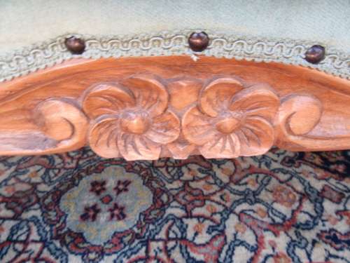 Spectacular Victorian Style hand carved couch with beautiful carved detailing