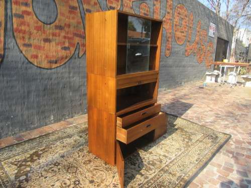Smart mid-century modern stacking office bookcase  c.1950. T