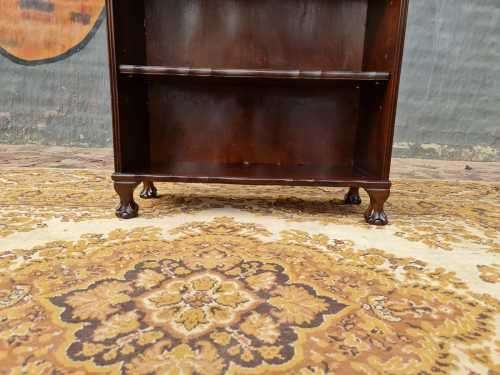 EXQUISITE SOLID STNKWOOD BALL and CLAW BOOKCASE