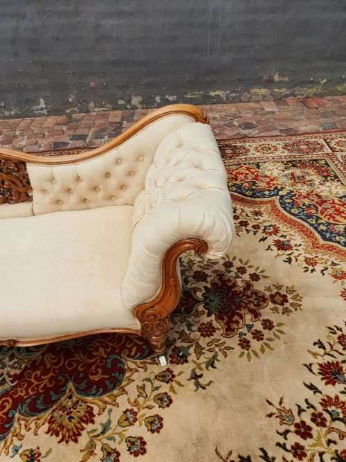 Antique Victorian chaise lounge