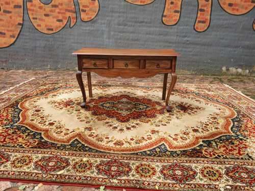 Solid wood Queen Anne Style Console Table or Server With Three Drawers