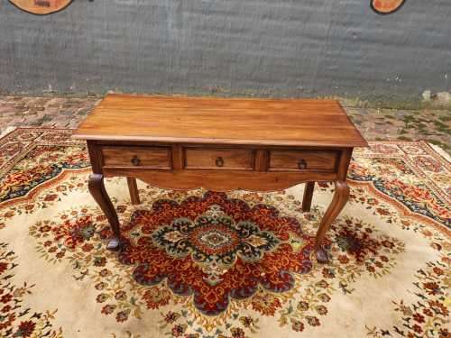 Solid wood Queen Anne Style Console Table or Server With Three Drawers