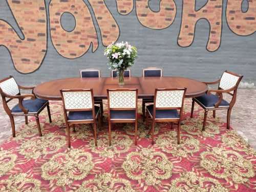 Elegant 8 Seater Regency Style dining room table and chairs