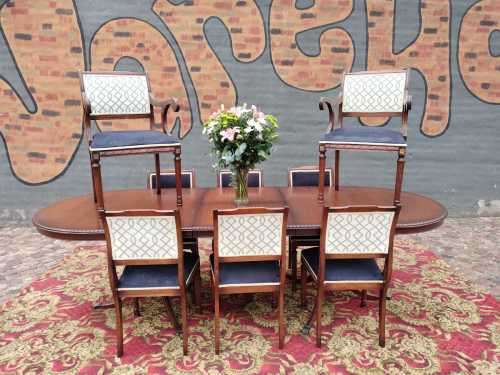 Elegant 8 Seater Regency Style dining room table and chairs