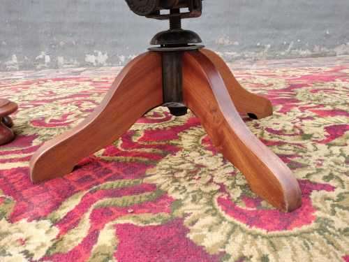 Antique Captains Chair very comfortable solid wood,