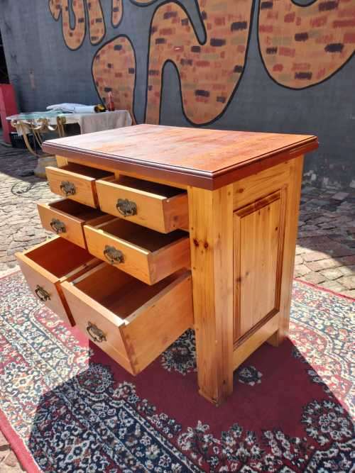 Country Cottage Style Butchers Block,  Kitchen Island solid oregan with six drawers.