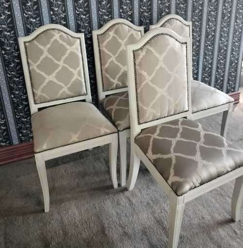 Set of four dinning Chairs