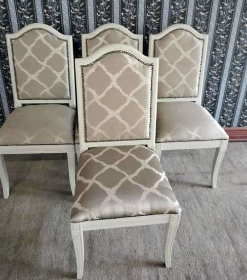 Set of four dinning Chairs