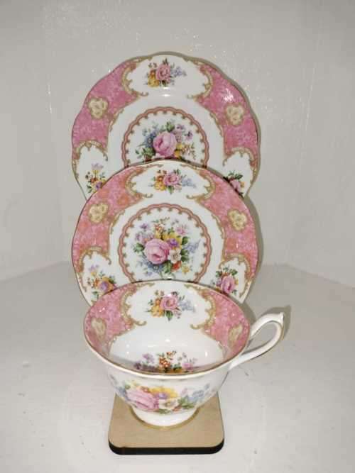 Royal Albert Lady Carlyle