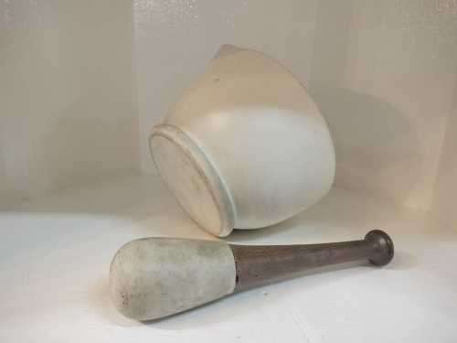 Victorian Style Mortar and Pestle, English, Ceramic, Apothecary, Cookery Tool R1250 H 12cm x L 20cm
