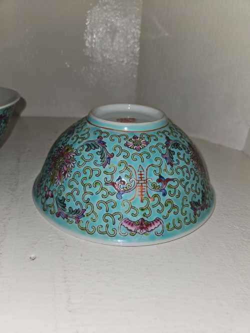 Chinese Wan Shou Longevity Pattern Turquoise Porcelain Rice Bowl