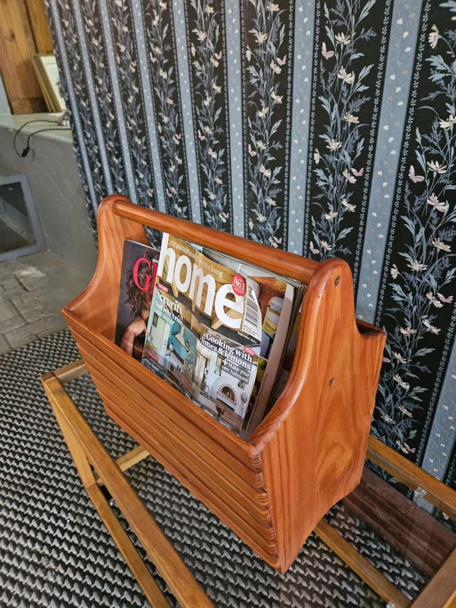 Solid Pine Magazine Rack