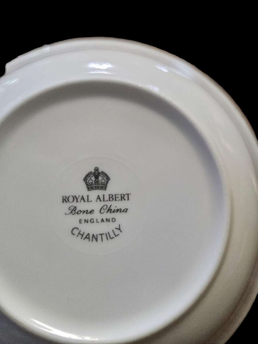 Royal Albert Chantilly dessert bowl