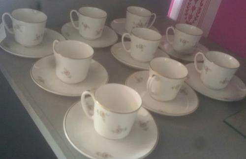 Very lovely set of 9 demitasse/turkish coffee cups with saucers
