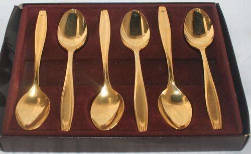 WOW A SUPERB COLLECTION OF 6 BELMY GOLD METAL TEASPOON IN ORIGINAL BOX LOOK LIKE IT NEVER BEEN USED