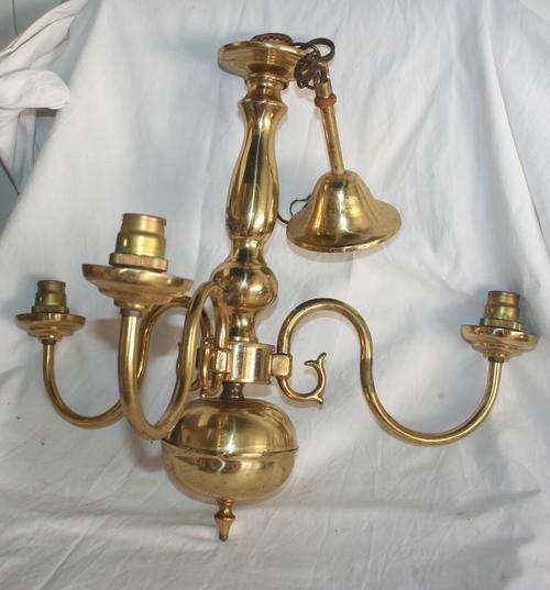 ABSOLUTELY EXQUISITE VINTAGE/ANTIQUE BRASS METAL CHANDELIER STUNNING PIECE