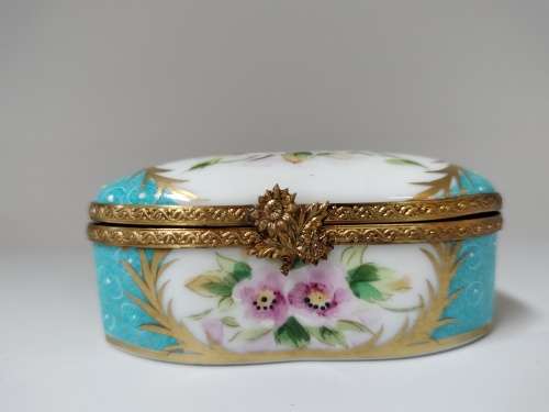 Rare French Limoge Peint Mein Turquoise Pill Box