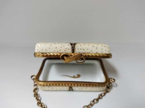 Floral Limoge Peint Mein Purse Trinket Box